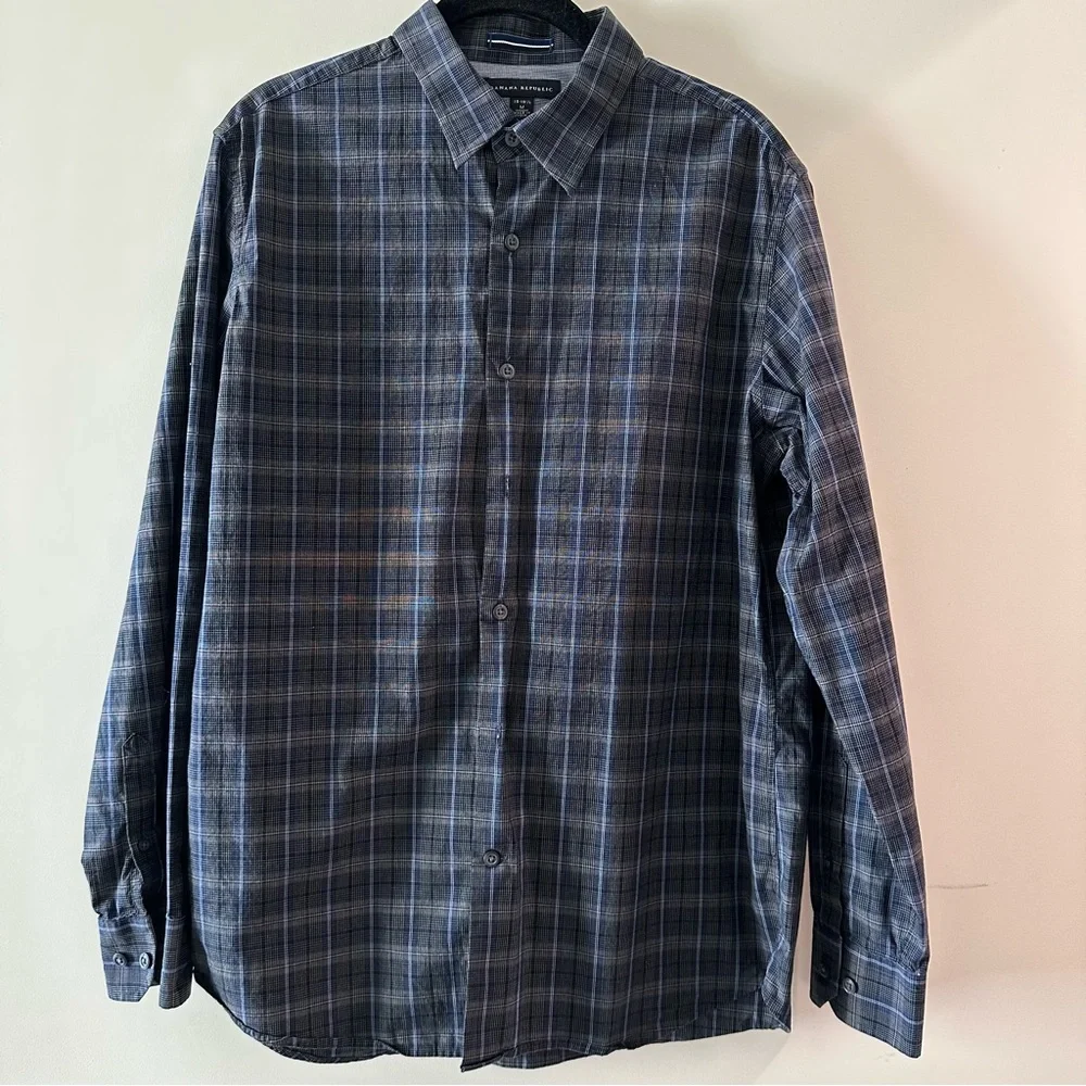 Men's Banana Republic Button down Shirt  M